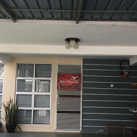 Miker Homestay Seri Iskandar Zewnętrze zdjęcie