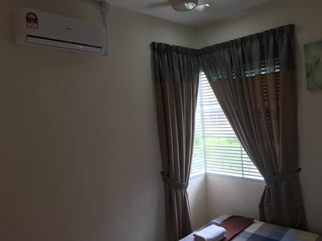 Miker Homestay Seri Iskandar Zewnętrze zdjęcie